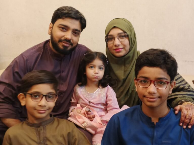 I'm a mother of 3 who juggles 3 side gigs and a corporate job. These AI tools help me handle the chaos.