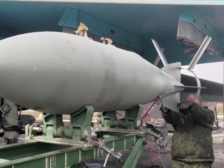 Russia repeatedly bombing itself with glide munitions shows crew fatigue, bad training: UK intel