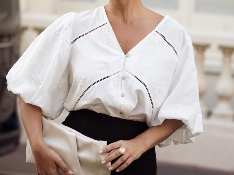 6 staples that will take over office fashion this summer — and 5 that are on their way out, according to stylists