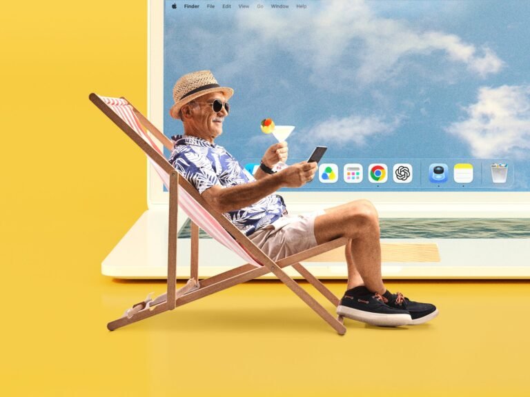 Forget the golf course, older Americans are spending their retirements online