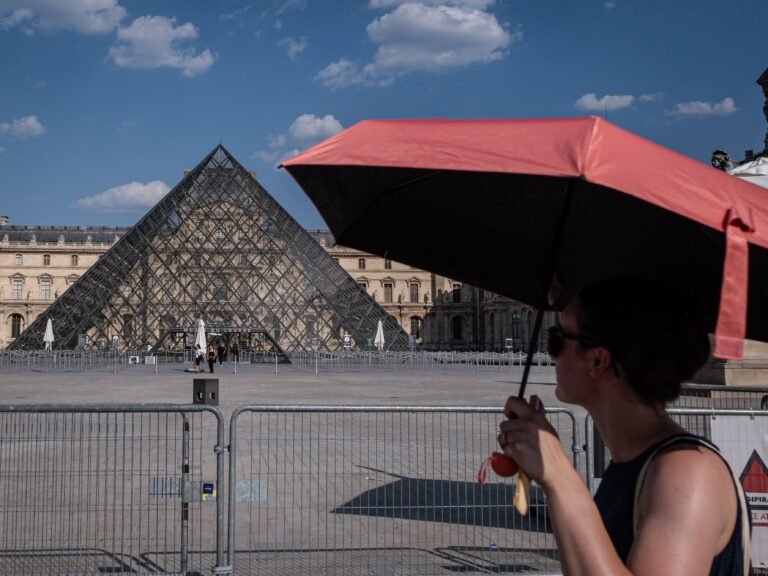 Canceled trains, early closures, and ice cream shortages: Photos show the impact of the European heat wave