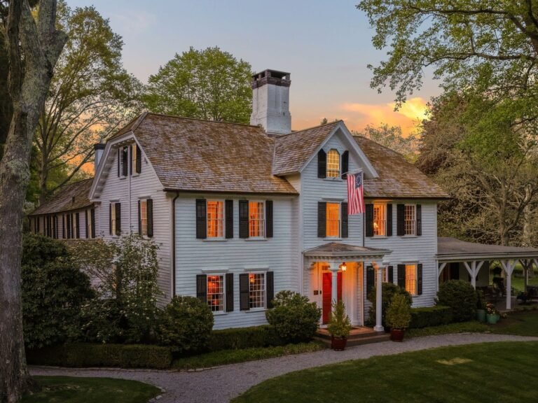 A Rhode Island mansion that predates the Declaration of Independence by 53 years is on the market for $3 million. See inside.