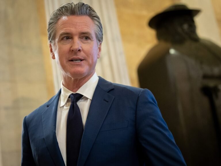 Newsom, Anthropic ink deal to expand government use