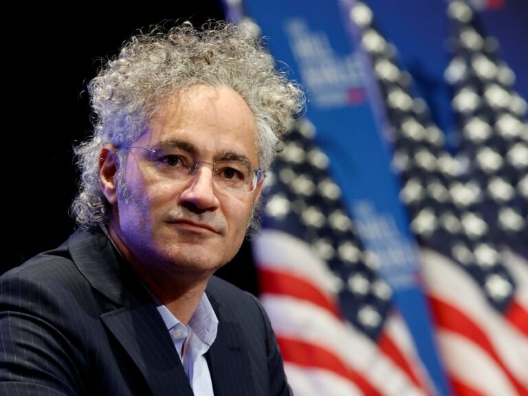 Read Palantir's 9-point manifesto that decries tokenmaxxing and trumpets 'AI sovereignty'