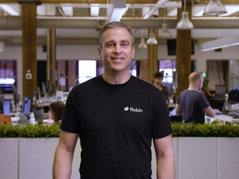 I run a workplace management platform. Here's how AI is reshaping both the culture and physical form of offices.