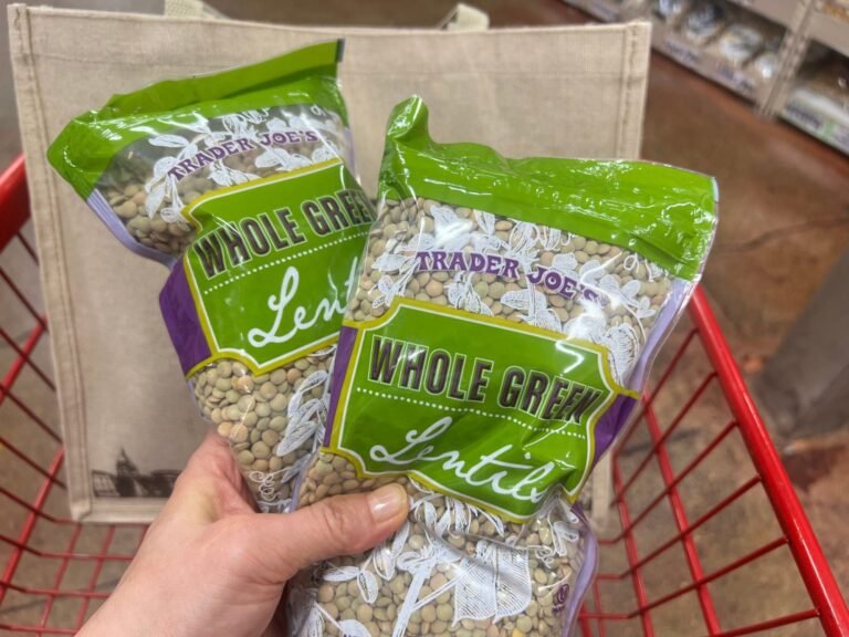 I'm a doctor who studies longevity. Here are 8 things I always put in my Trader Joe's cart — and 4 I never buy.