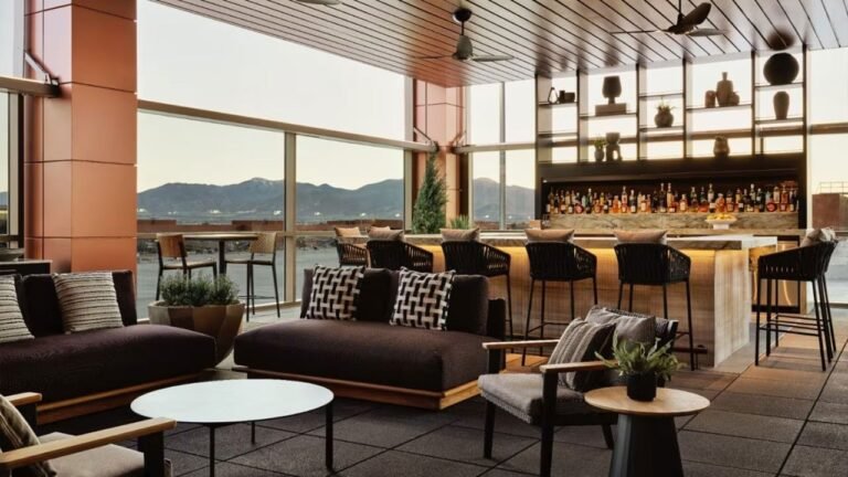 These are the best airport lounges in America, according to travelers