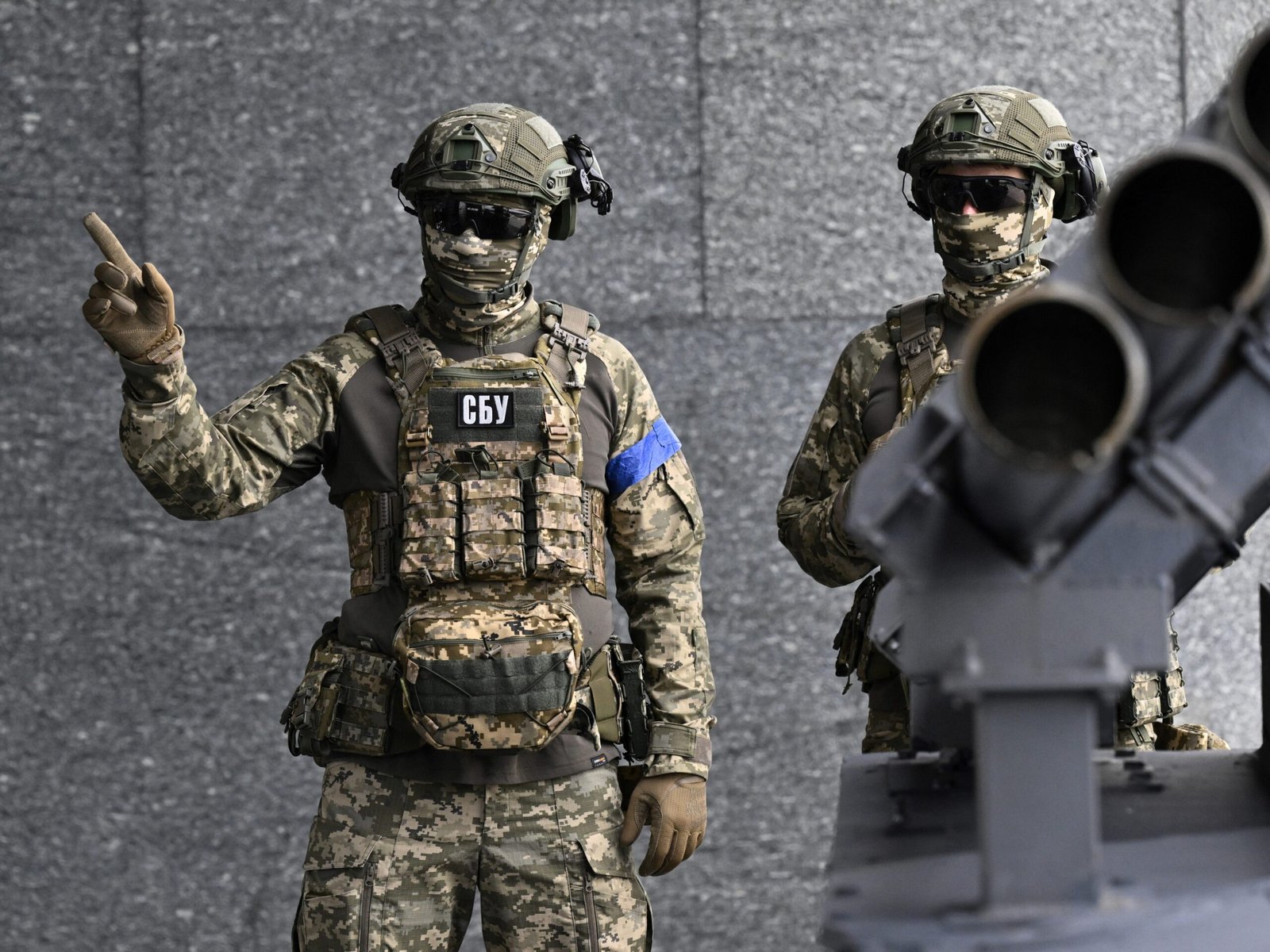 Ukrainian special forces units clashed with each other in a bitter downtown Kyiv shootout