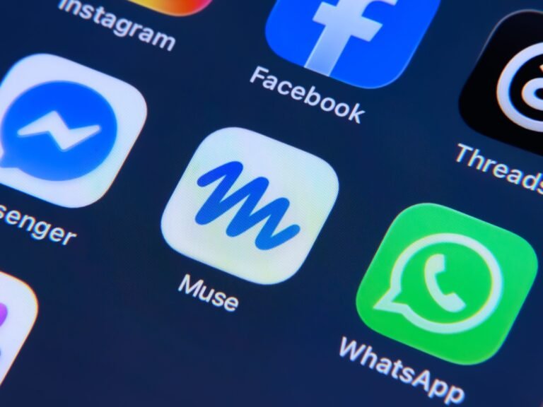We want to hear how different generations are using AI agents