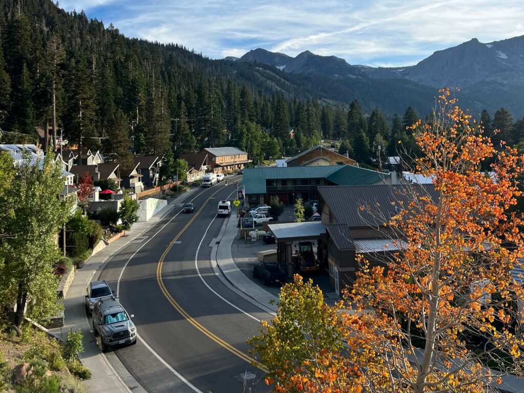 I've lived in California my entire life. Here are 5 of my favorite places to visit during the fall months.