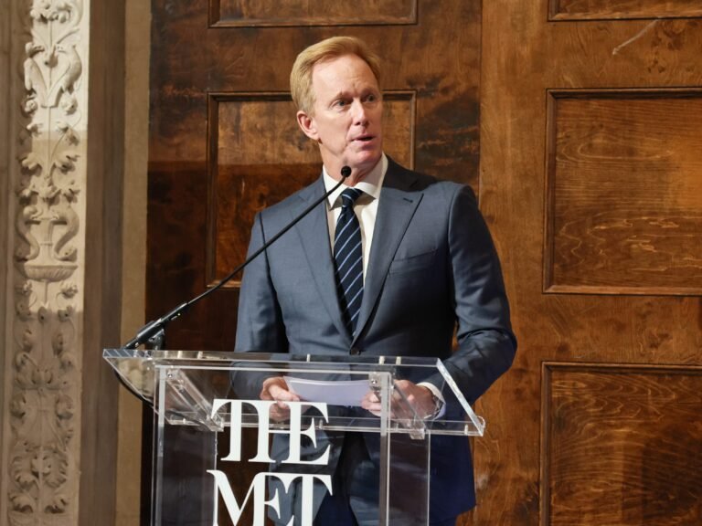Condé Nast CEO Roger Lynch is leaving to run toy giant Mattel. Read his memo to staffers.