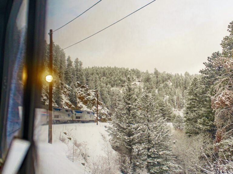 I took a 15-hour Amtrak train from Colorado to Utah. Here's how I spent every hour, from boarding to bedtime.