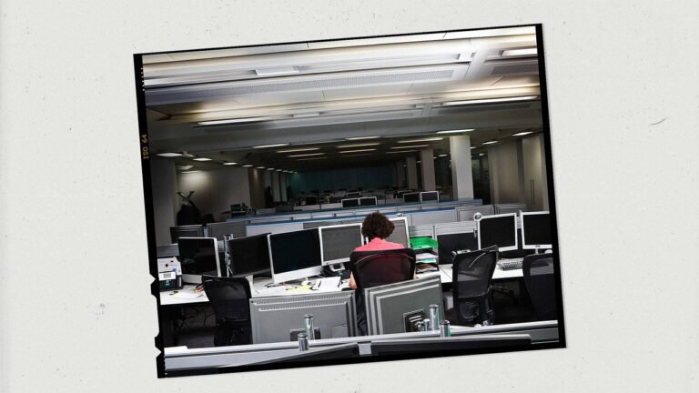 Workers who feel ostracized at work are less productive, study shows
