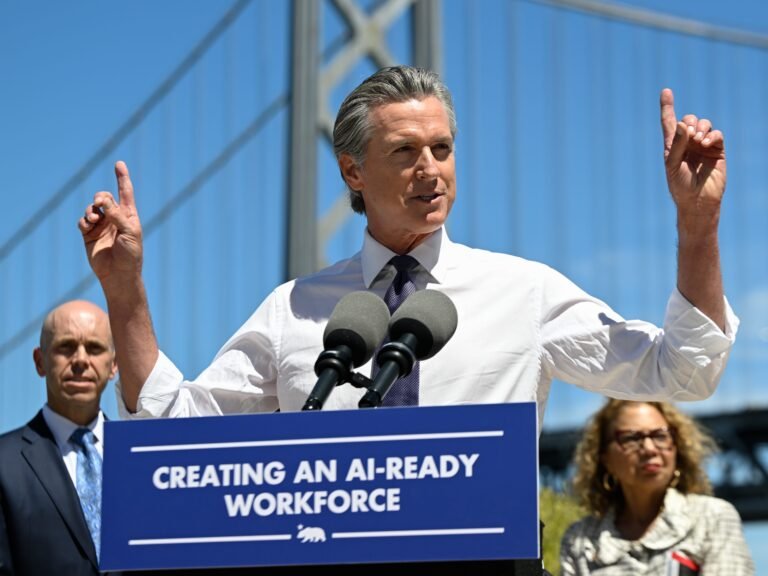 Where every US governor stands on AI and the data-center boom