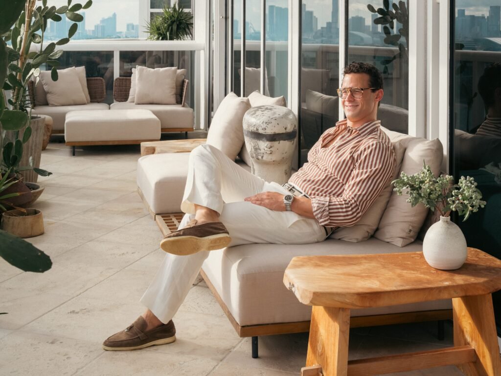 I'm an interior designer to the stars. Here are 5 affordable tips for making your home look more expensive.