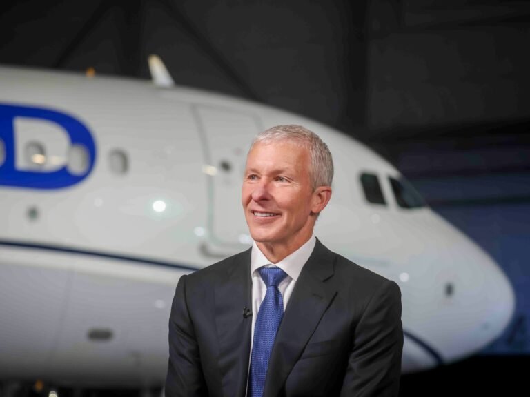 Starlink is fast becoming one of the biggest factors for passengers choosing an airline, United's CEO says