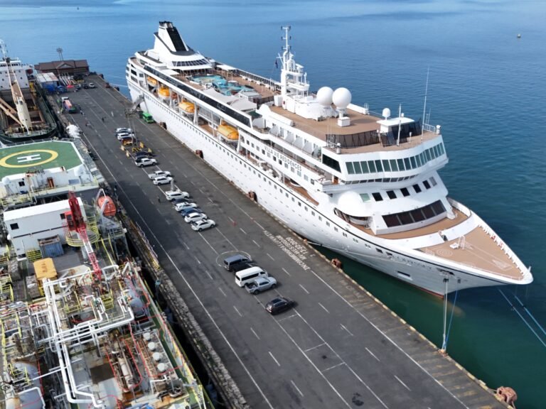 Read the memo Villa Vie Residences CEO sent to residents as the ship's finances reached a 'critical point'