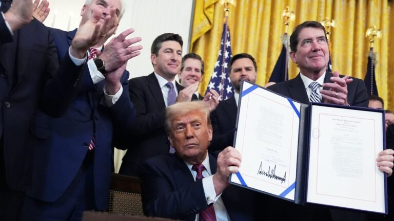 Crypto exchanges can keep paying interest-like rewards, federal regulators say